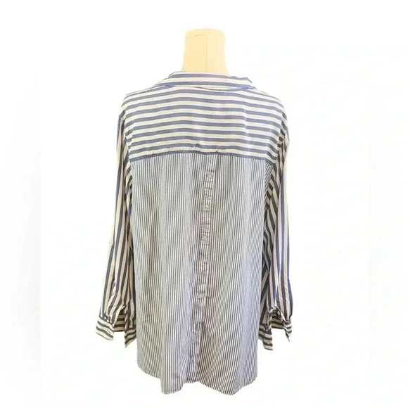 Jane & Delancey Striped Button Up Shirt with Buttons on Back/Front. - Picture 3 of 5